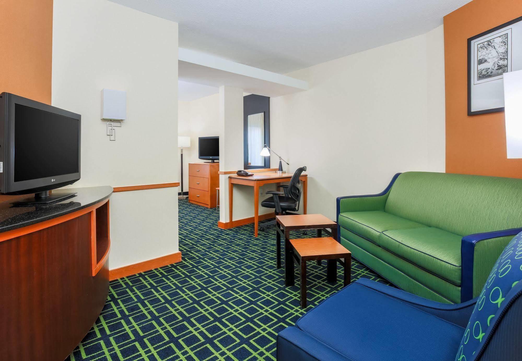 Fairfield Inn & Suites By Marriott Mahwah Exteriör bild
